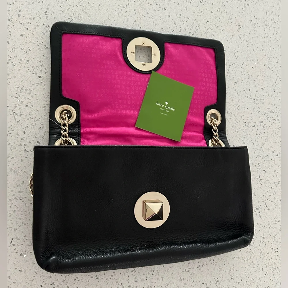 Kate Spade Black NWOT Quilted Leather Bag with Gold Turnlock and Pink